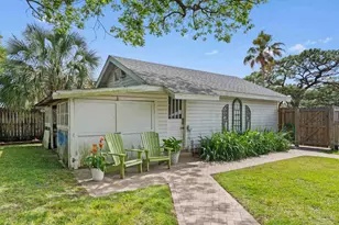1701 E Moreno St, Pensacola, FL 32503 - Photo 41