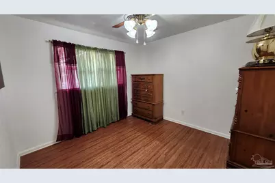 6801 Vivian Dr, Pensacola, FL 32505 - Photo 13