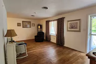 6801 Vivian Dr, Pensacola, FL 32505 - Photo 7