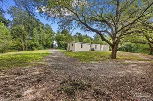 8499 La Salle Dr, Milton, FL 32583 - Photo 37
