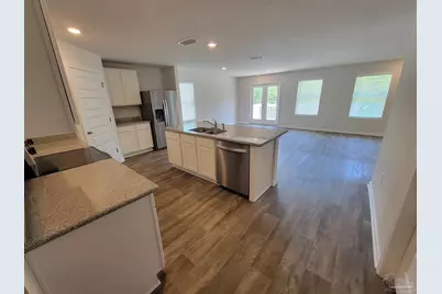5475 Merlin Way, Milton, FL 32583 - Photo 9
