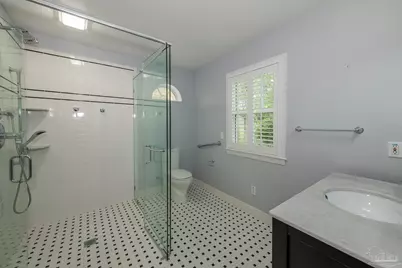 2020 E Bobe St, Pensacola, FL 32503 - Photo 39