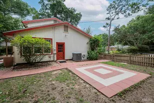 2020 E Bobe St, Pensacola, FL 32503 - Photo 11