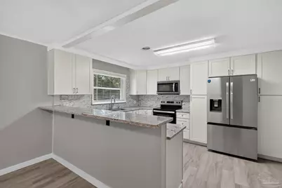 6425 Aspen Ave, Milton, FL 32570 - Photo 1