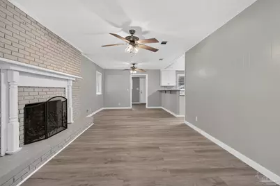 6425 Aspen Ave, Milton, FL 32570 - Photo 25