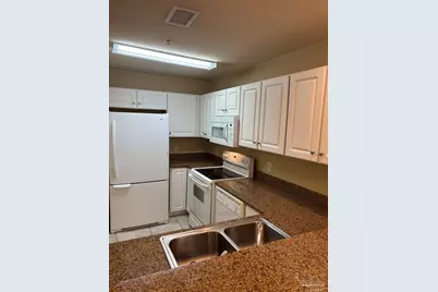 16032 Innerarity Pt Rd, Pensacola, FL 32507 - Photo 5