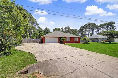 8680 Laredo St, Navarre, FL 32566 - Photo 5