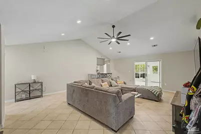 8680 Laredo St, Navarre, FL 32566 - Photo 9