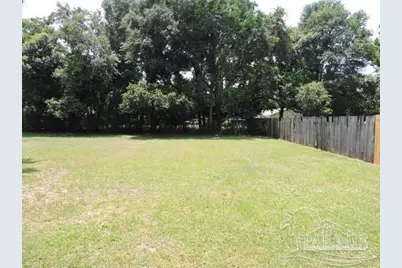4679 Petra Cir, Pensacola, FL 32526 - Photo 17