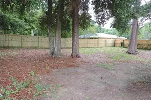 7834 Charter Oaks Dr, Pensacola, FL 32514 - Photo 21
