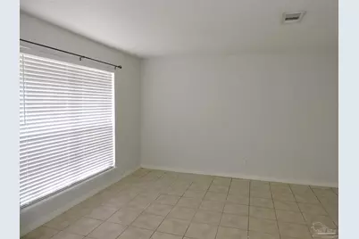 7834 Charter Oaks Dr, Pensacola, FL 32514 - Photo 3