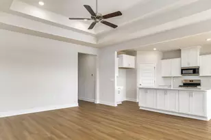 7990 Fir Tree Dr, Milton, FL 32583 - Photo 13