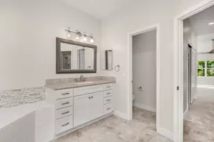 2760 Pebble Beach Dr, Navarre, FL 32566 - Photo 57