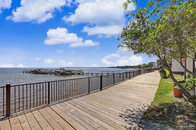 42 Baybridge Dr, Gulf Breeze, FL 32561 - Photo 35