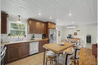 1850 Garcon Point Rd, Milton, FL 32583 - Photo 17