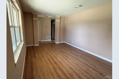 7845 Le Jeune Dr, Pensacola, FL 32514 - Photo 9