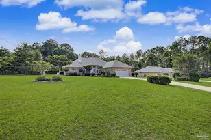 5775 Whispering Woods Dr, Pace, FL 32571 - Photo 5