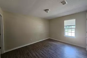 2040 E Roberts Rd, Pensacola, FL 32534 - Photo 7