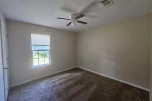 2040 E Roberts Rd, Pensacola, FL 32534 - Photo 5