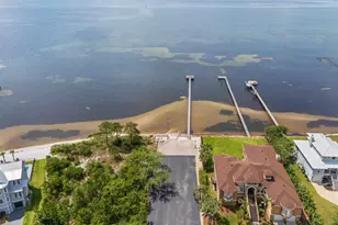 1841 E Smugglers Cove Dr, Gulf Breeze, FL 32563 - Photo 5