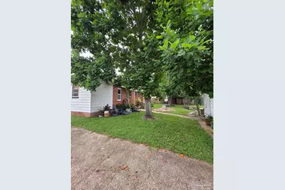 215 Berry Rd, Pensacola, FL 32507 - Photo 11