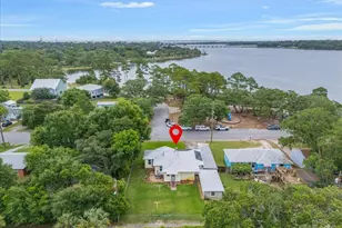 422 Gibbs Rd, Pensacola, FL 32507 - Photo 5