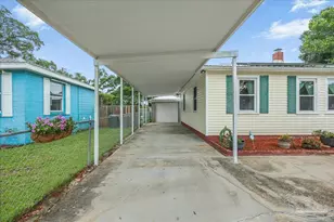 422 Gibbs Rd, Pensacola, FL 32507 - Photo 5