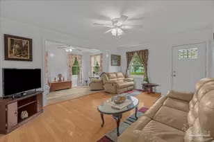 422 Gibbs Rd, Pensacola, FL 32507 - Photo 13