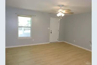 1495 Sinclair St, Milton, FL 32570 - Photo 3