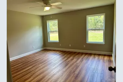 10201 Pilgrim Trl, Molino, FL 32577 - Photo 17
