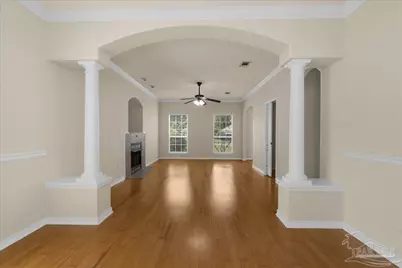 1406 E Scott St, Pensacola, FL 32503 - Photo 5