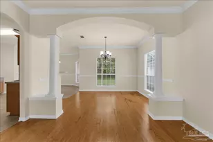 1406 E Scott St, Pensacola, FL 32503 - Photo 9