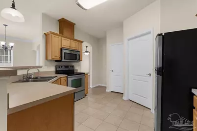 1406 E Scott St, Pensacola, FL 32503 - Photo 17