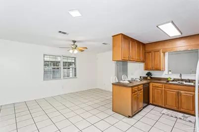 7905 Charter Oaks Dr, Pensacola, FL 32514 - Photo 7