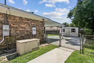 7905 Charter Oaks Dr, Pensacola, FL 32514 - Photo 31