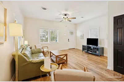 208 S Devillers St, Pensacola, FL 32502 - Photo 5