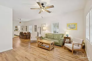208 S Devillers St, Pensacola, FL 32502 - Photo 3