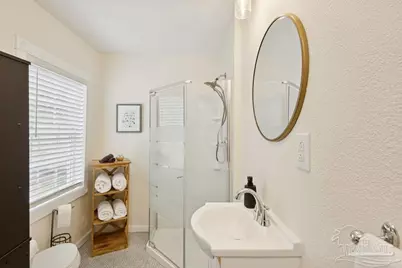 208 S Devillers St, Pensacola, FL 32502 - Photo 15