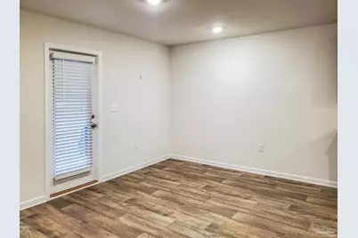 7332 Lakeside Oak Ct, Pensacola, FL 32526 - Photo 13