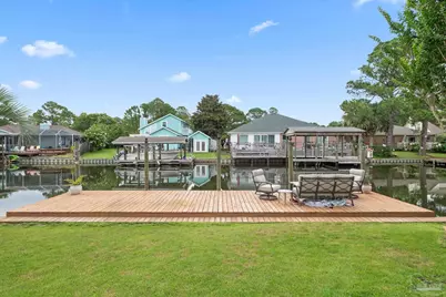 1672 Kauai Ct, Gulf Breeze, FL 32563 - Photo 45