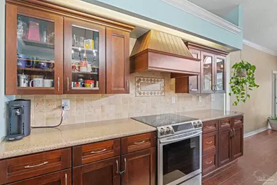 1672 Kauai Ct, Gulf Breeze, FL 32563 - Photo 15