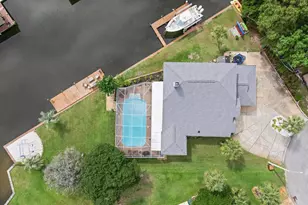 1672 Kauai Ct, Gulf Breeze, FL 32563 - Photo 51