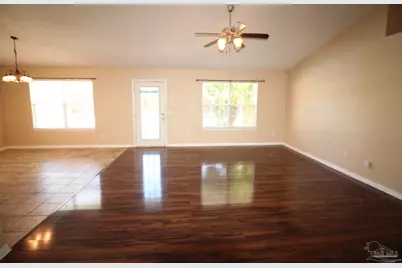 10319 Wailuku Dr, Pensacola, FL 32506 - Photo 5