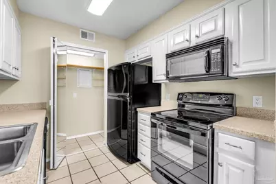 200 Pensacola Beach Rd #E-3, Gulf Breeze, FL 32561 - Photo 13