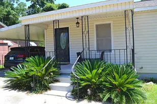 39 Sandalwood St, Pensacola, FL 32505 - Photo 1