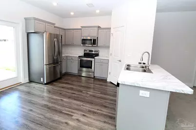 3865 Sandspur Ln, Pensacola, FL 32507 - Photo 9