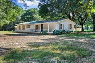 12400 Wildlife Rd, Holt, FL 32564 - Photo 1