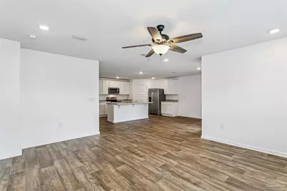 10501 Queens Gate Cir, Pensacola, FL 32506 - Photo 5