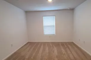 10501 Queens Gate Cir, Pensacola, FL 32506 - Photo 11