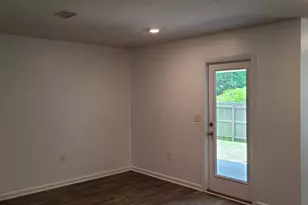 10501 Queens Gate Cir, Pensacola, FL 32506 - Photo 5
